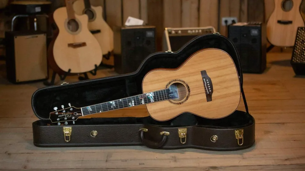 Takamine LTD 2013 SE-PEAK Westerngitarre Sonderaktion