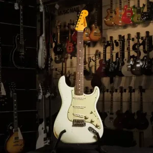 Top-Seller Fender Custom Shop Total Tone 1963 Stratocaster Olympic White
