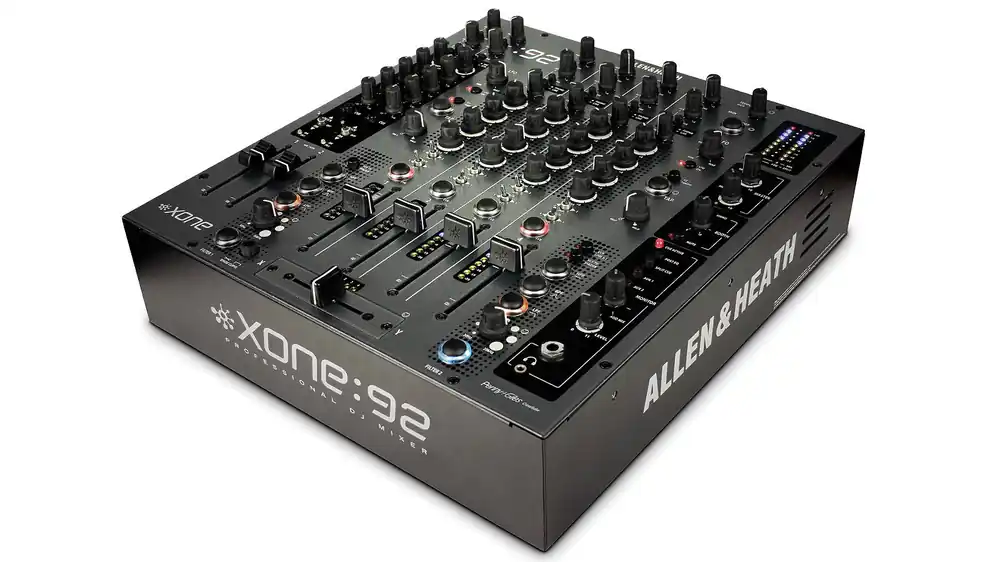 Kostenfreie Lieferung Allen & Heath XONE:92 DJ Mixer
