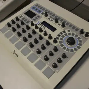 Arturia Spark Creative Drum Machine Schneller Versand