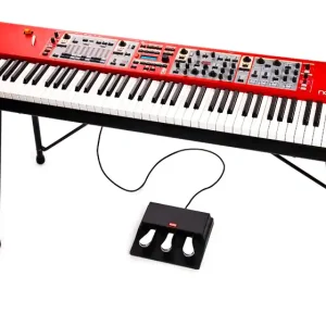 Schnäppchen Clavia Nord Stage 2-76
