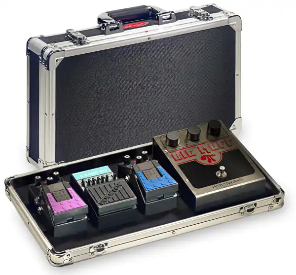 Stagg UPC-424 Koffer für Gitarrenbodeneffekte Neu