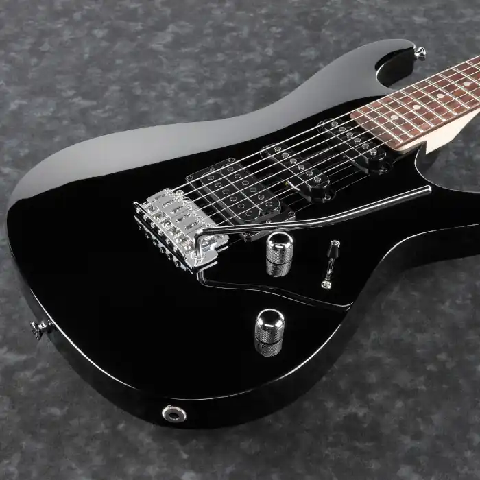 Direkt Vom Hersteller IBANEZ GIO GSA60-BKN E-Gitarre Black Night
