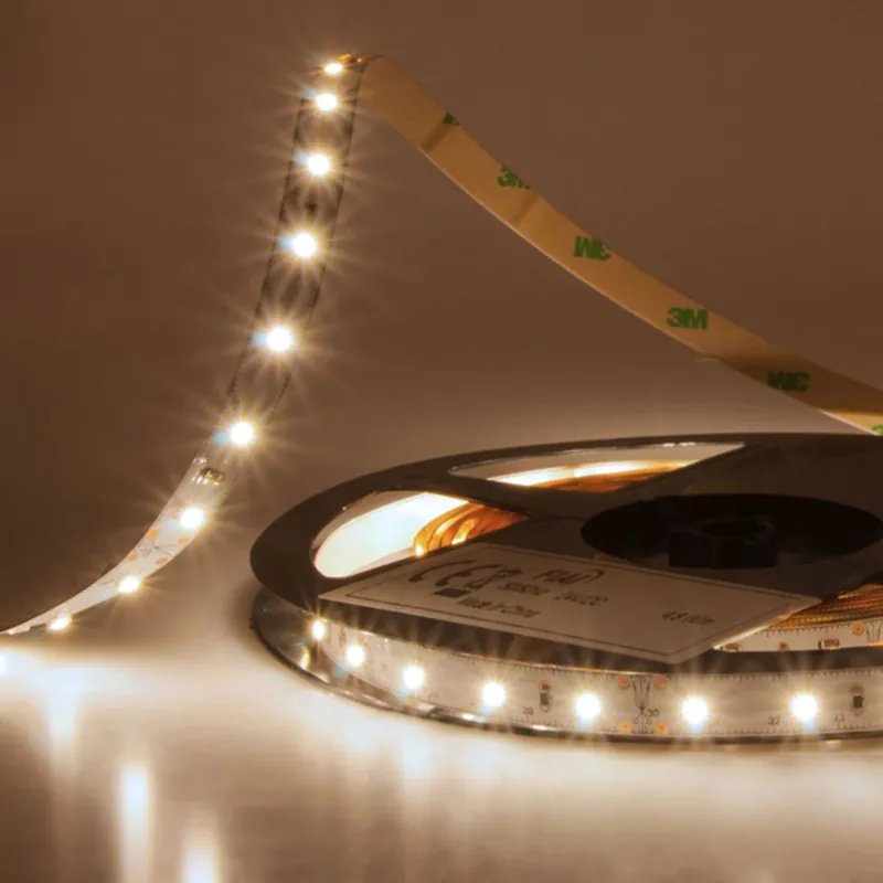 Neue Ware ISOLED LED SIL830-Flexband, 24V, 2,4W, IP20, warmweiß, 10m Rolle
