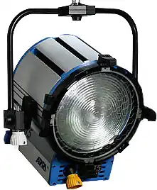 ARRI True Blue ST5, 5000W, MAN, blau-silber, ohne Stecker Neu Im Sortiment