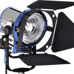 Preis Gesenkt ARRI M18, 1800W/1200W Tageslichtscheinwerfer, MAN, VEAM, blau-silber