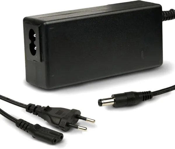 Angebot ISOLED Trafo 24V/DC, 0-60W, mit Rundstecker und Flachstecker