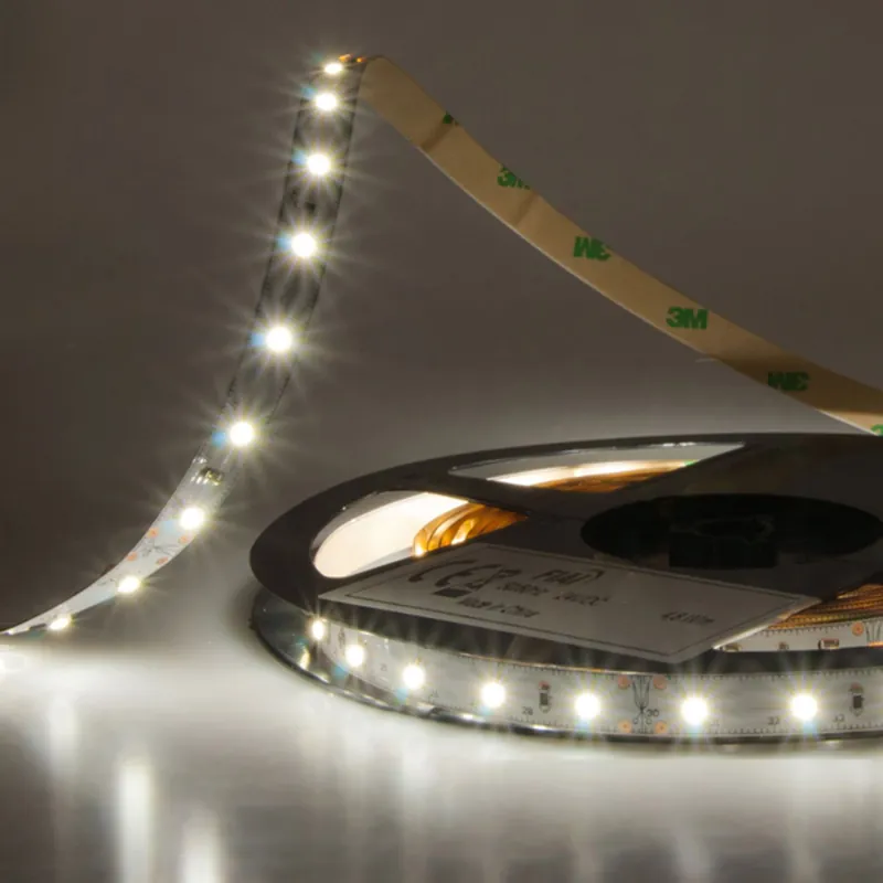 ISOLED LED SIL840-Flexband, 12V, 4,8W, IP20, neutralweiß Jetzt Kaufen