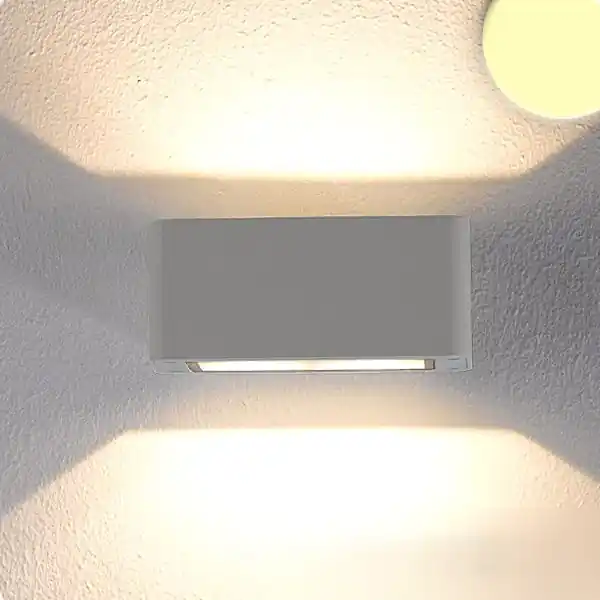 Knallerangebot ISOLED LED Wandleuchte Up&Down 4x3W CREE, IP54, silber, warmweiß