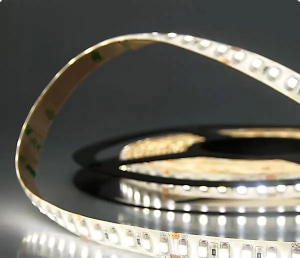 Jetzt Kaufen ISOLED LED SIL845-Flexband, 12V, 9,6W, IP66, neutralweiß