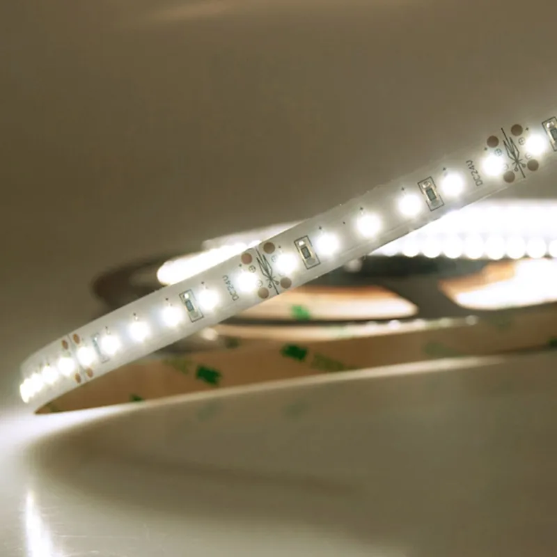 Abverkauf ISOLED LED HEQ830-Flexband Classic, 24V, 16W, IP20, warmweiß