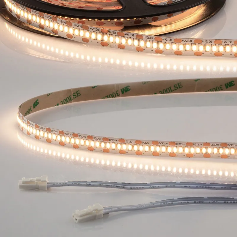 ISOLED LED CRI930 MiniAMP Flexband, 12V, 6W, 3000K, 500cm, beidseitig 30cm Kabel mit male-Stecker Mega-Angebot