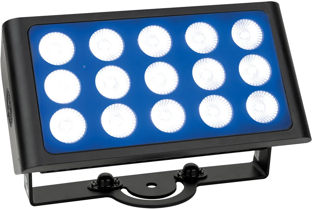 SHOWTEC Cameleon Flood 15 Q6 Tour 15x 10 W RGBWA-UV LED Flutlicht - Power Pro True Jetzt Bestellen