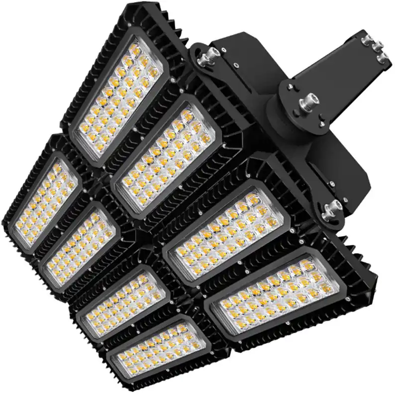 Kostenloser Rückversand ISOLED LED Flutlicht 900W, 130x40° asymmetrisch, variabel, DALI dimmbar, neutralweiß, IP66