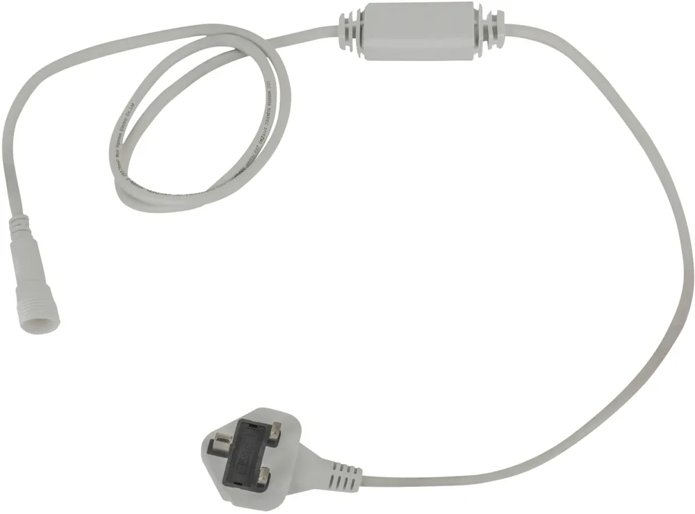 SHOWTEC Stromkabel für LED-Lichterkette / Eiszapfen Weiß – UK BS13-Stecker Neu Im Sortiment