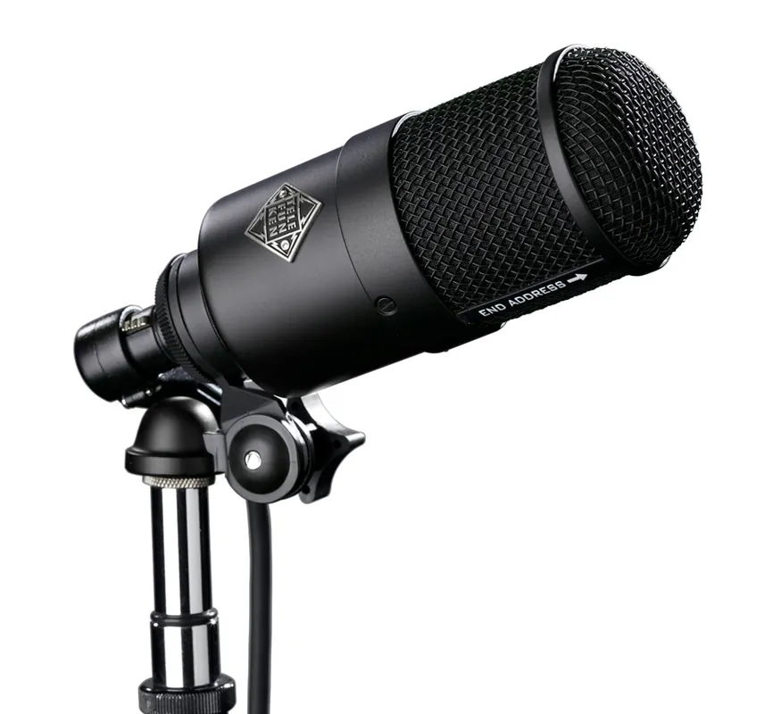 Günstig Telefunken M82