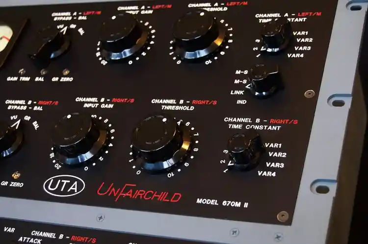 UnderToneAudio UnFairchild 670M II Mega-Angebot