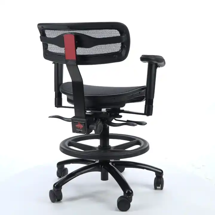 Aktuell ErgoLab Stealth Chair with Standard Seat