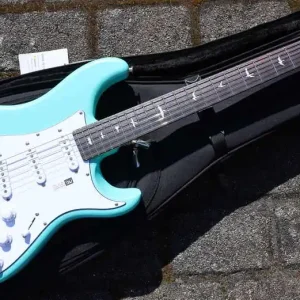 Bestpreis Silver Sky ltd wild blue satin