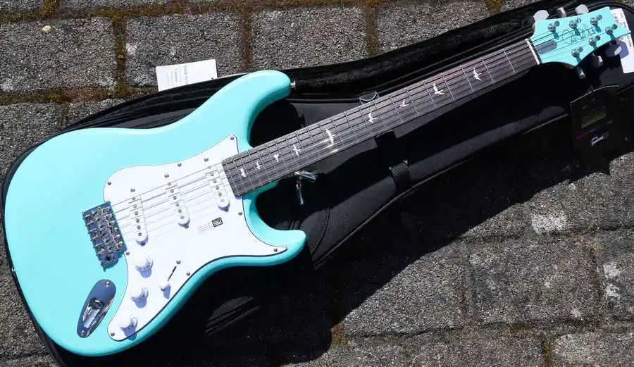 Bestpreis Silver Sky ltd wild blue satin