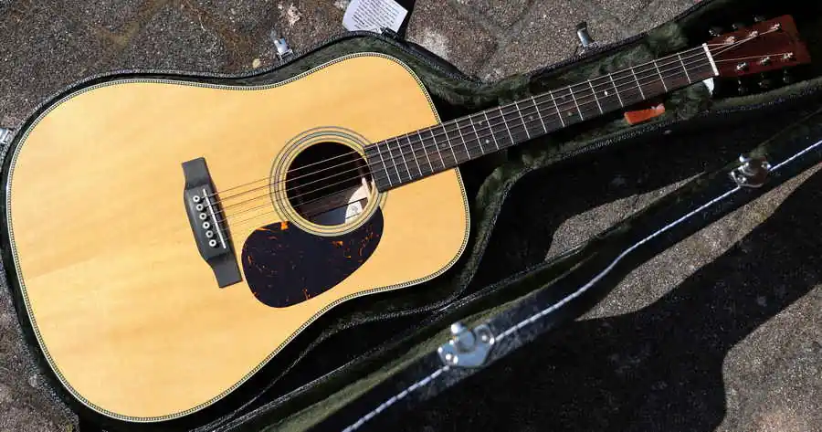 D-28 Billy Strings Dreadnought Knallerangebot