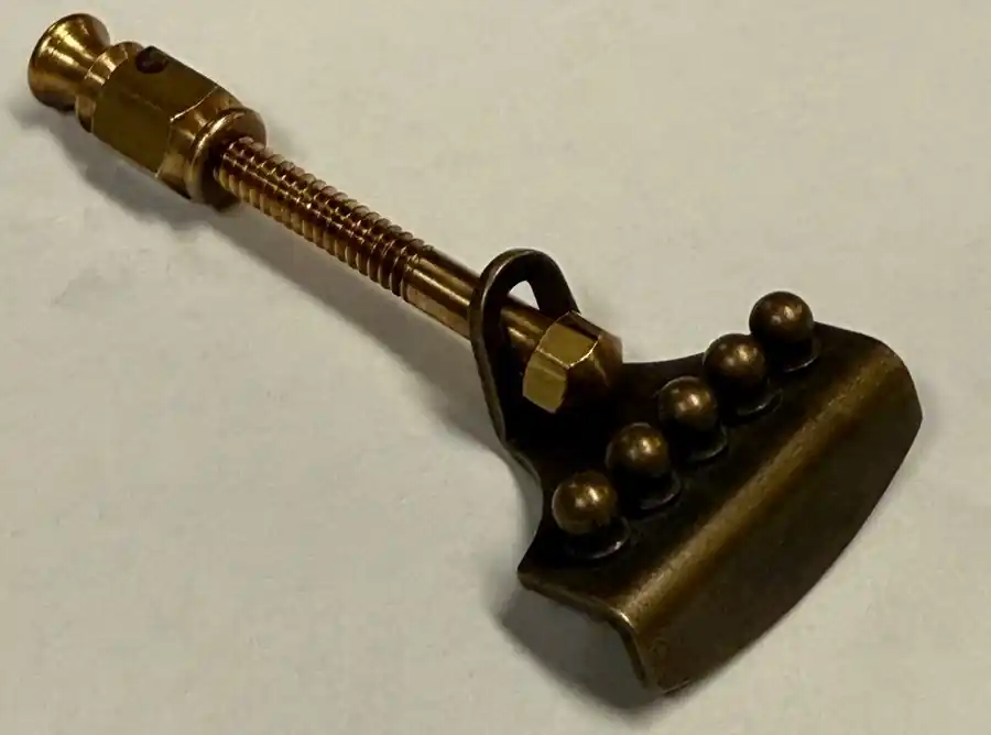 Begrenztes Angebot NOKNOT aged brass Tailpiece
