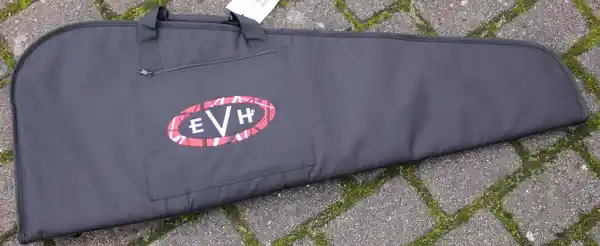 Finale Aktion Gigbag schwarz mit EVH logo