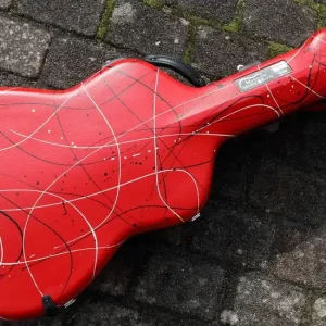 Dreadnought red heavy splatter Versand Am Gleichen Tag