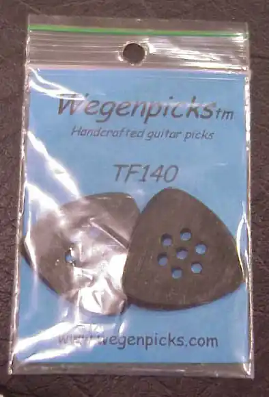 WETF140 1.4mm triangular black Rabatt
