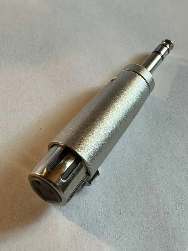Adapter XLR Female Stereo Klin Echt