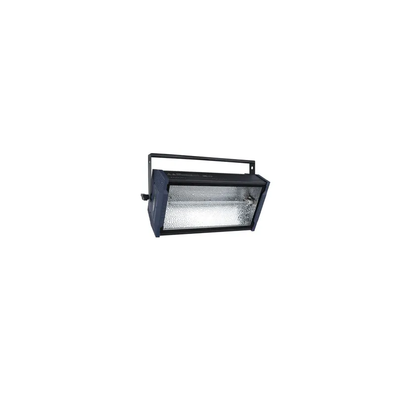 Abverkauf Showtec - Titan Strobe BLAZE 1500 W + RGB