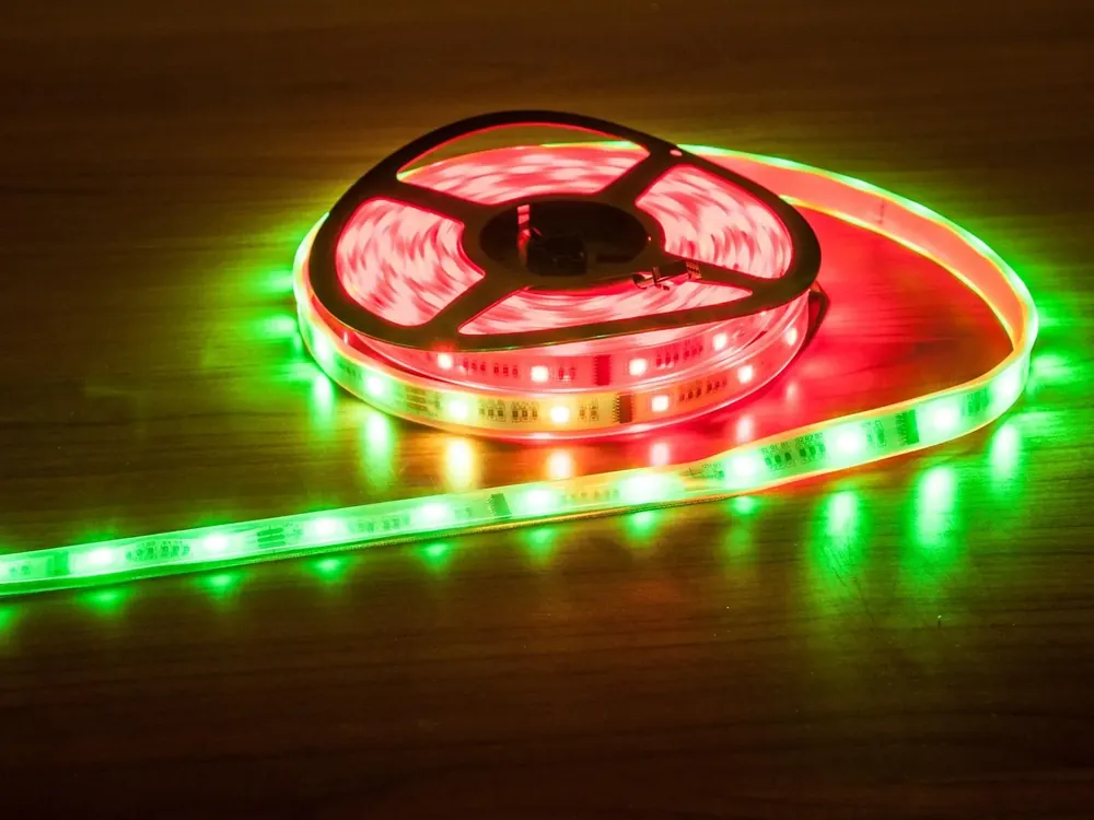 EUROLITE LED IP Pixel Strip 160 5m RGB 12V Expressversand